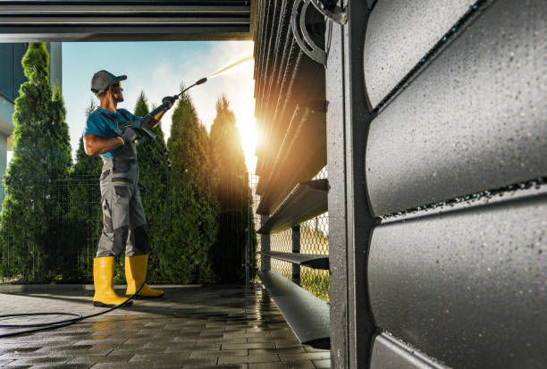 Best Driveway Pressure Washing  in Mechanicstown, NY